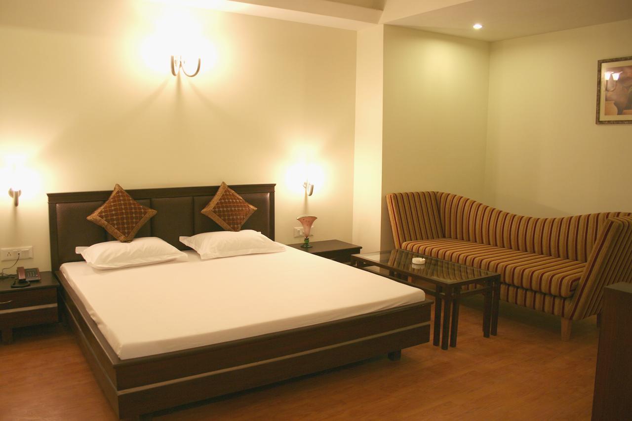 Elm Tree Amritsar Hotel Exterior foto